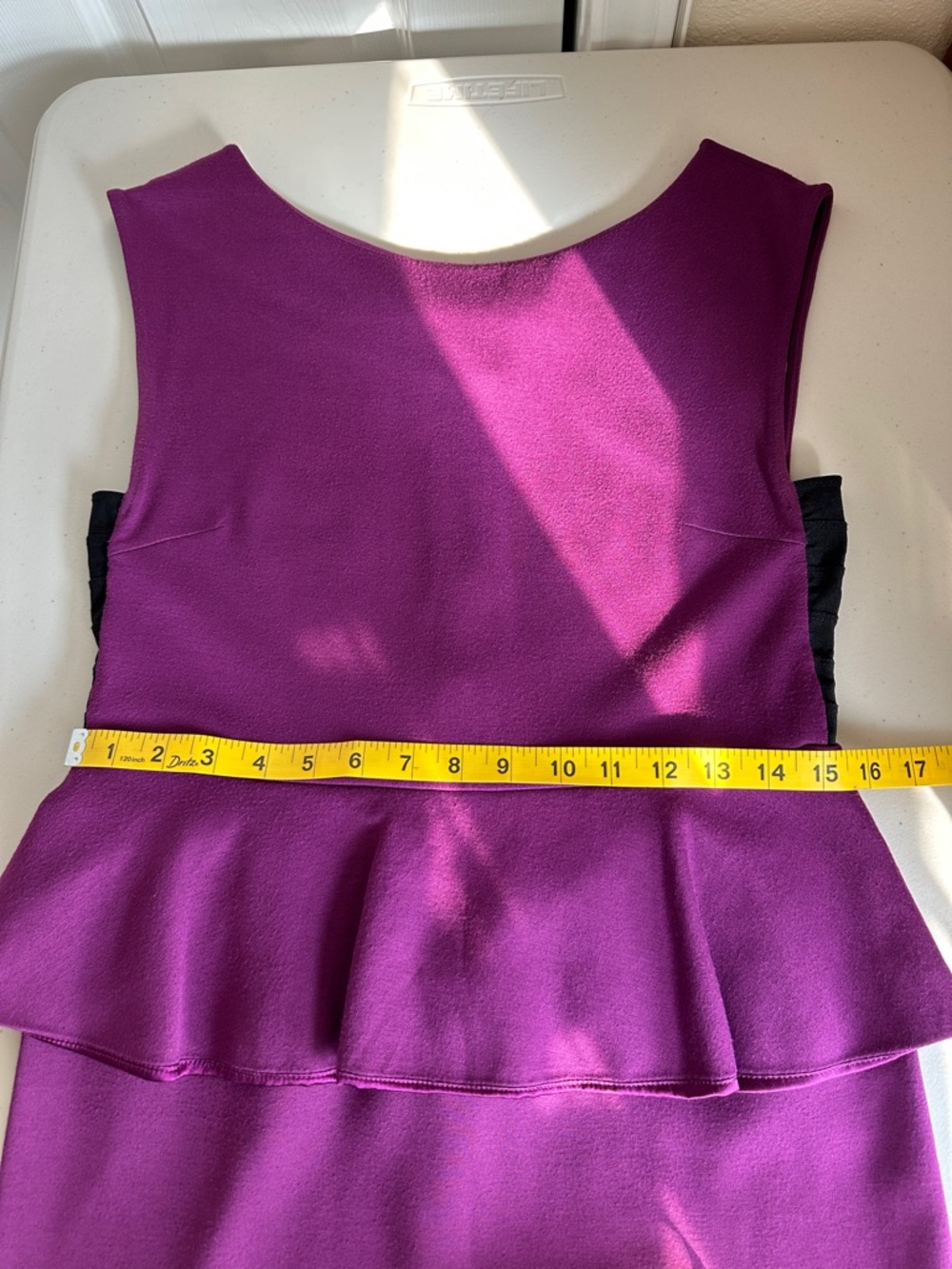 Alice + Olivia Magenta Sheath Dress with Peplum Detail Size 12 - Picture 9 of 12